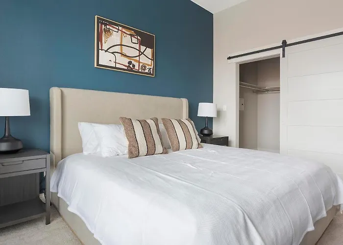 Landing Spectacular 2bd Rooftop Lounge Gym Apartamento Tulsa
