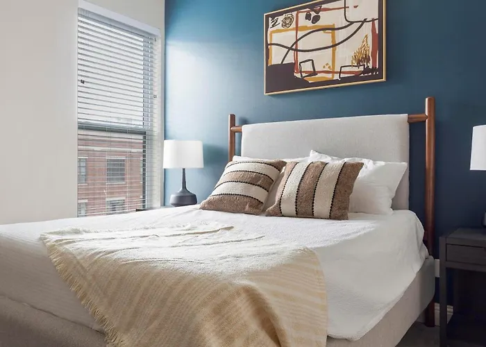 Landing Spectacular 2bd Rooftop Lounge Gym * Tulsa